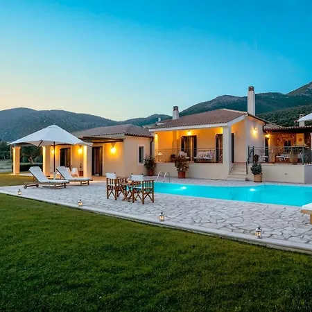 Villa Splendid Kefalonia 2 Bedrooms Olivia Great Sea Mountain Views Trapezaki